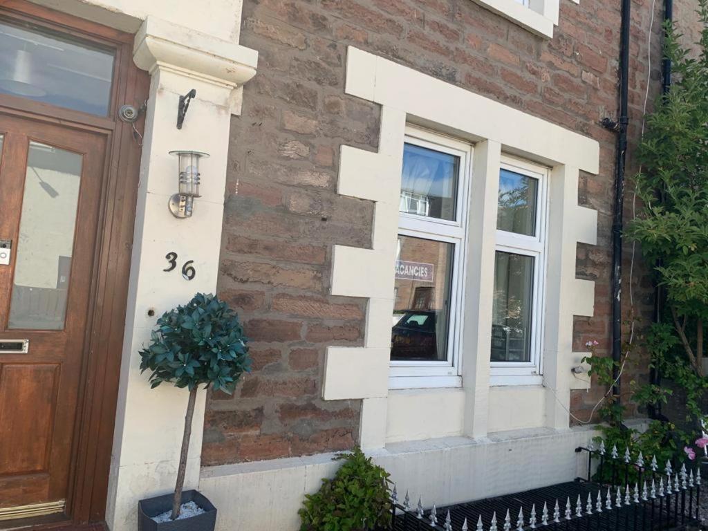 Budget Rooms Inverness Exterior photo