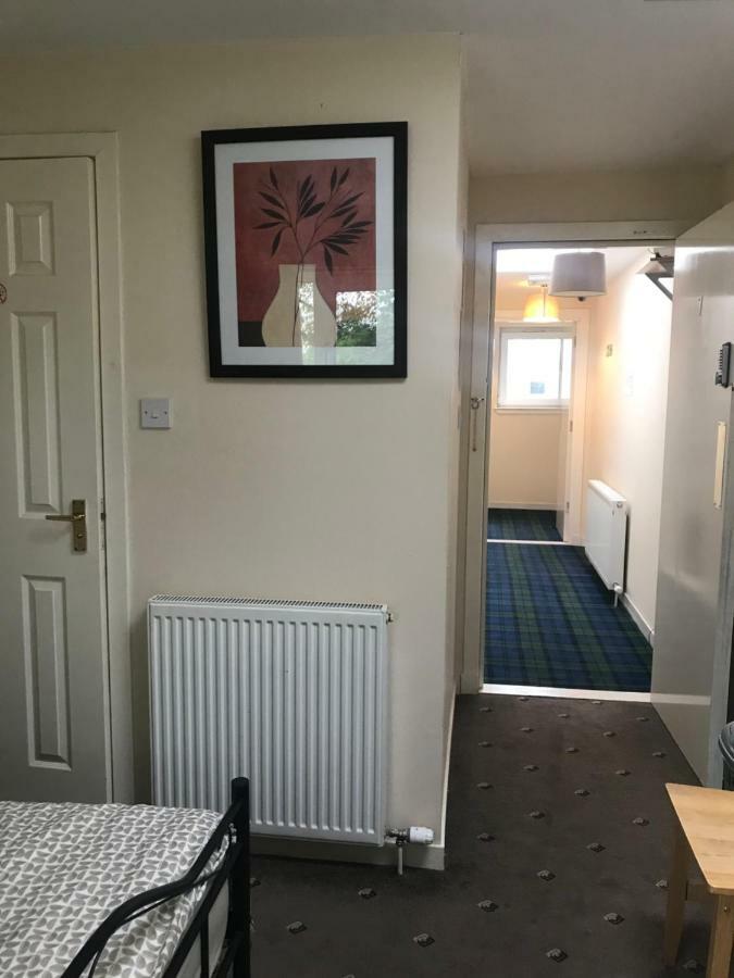 Budget Rooms Inverness Exterior photo